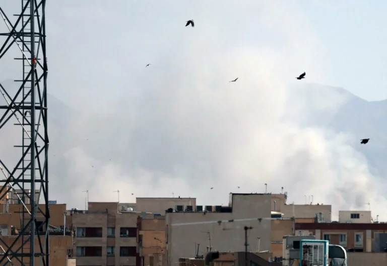 México emite alertas consulares tras ataques en Medio Oriente