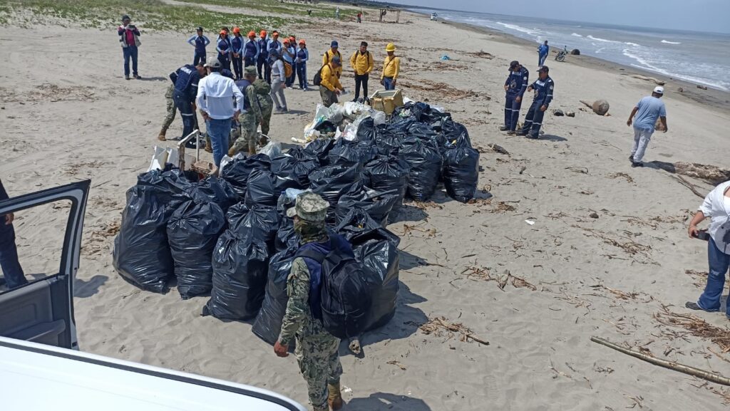 Hidrocarburo afecta áreas naturales protegidas del Golfo 2 Hidrocarburo afecta áreas naturales protegidas del Golfo