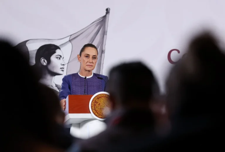 Sheinbaum niega sesgo político en retiro de donatarias