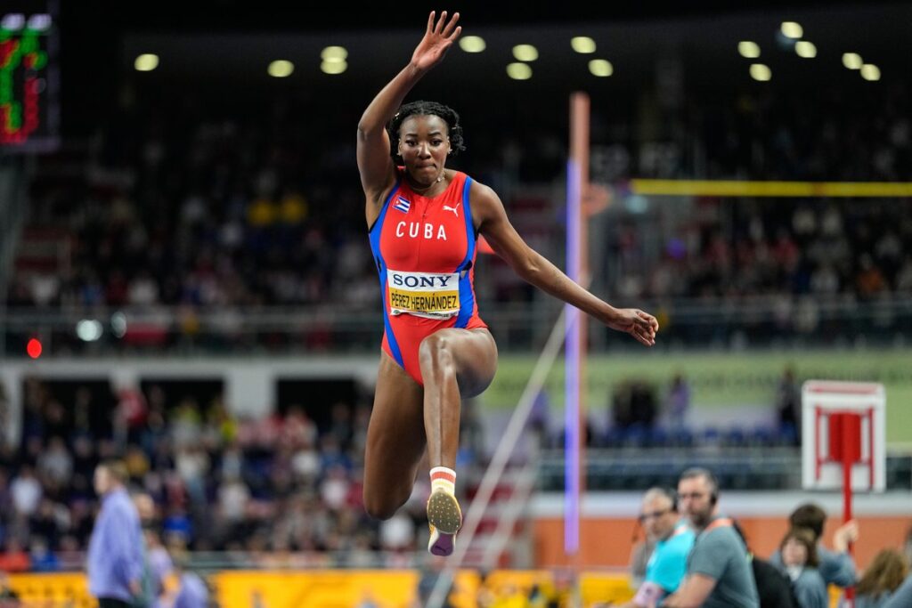 Leyanis Pérez vence a Yulimar Rojas en mundial 2 Leyanis Pérez vence a Yulimar Rojas en mundial