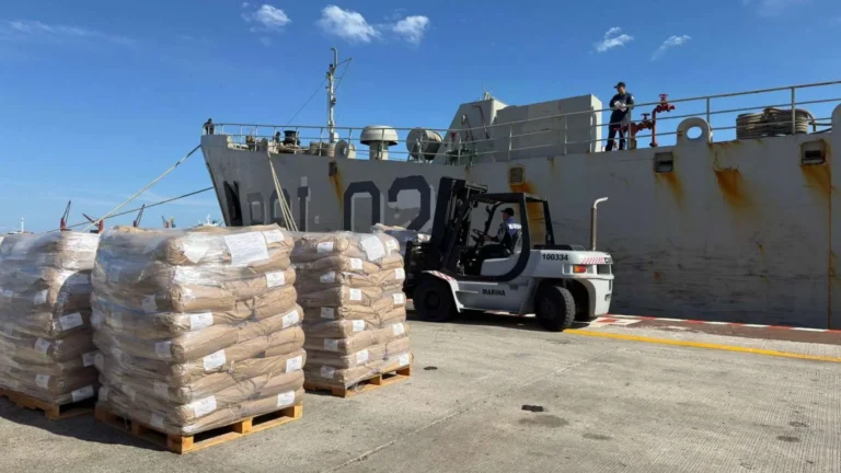 México envía nuevo cargamento de ayuda a Cuba