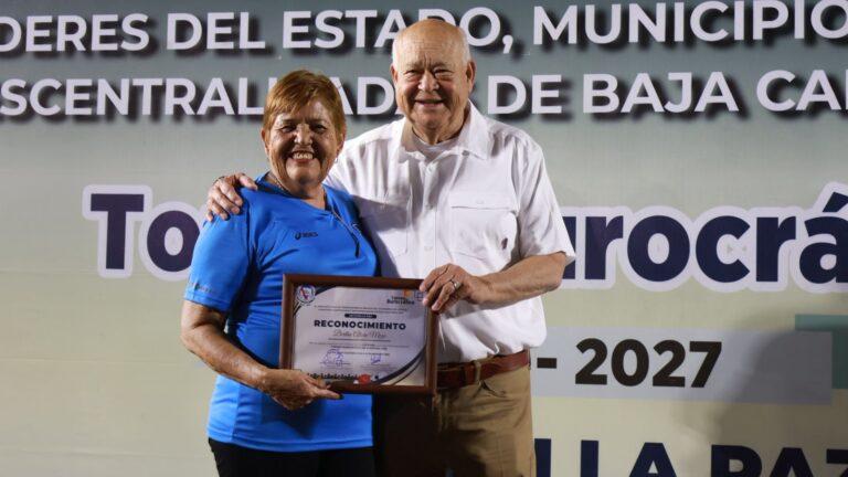 Inician ligas deportivas del SUTSPEMIDBCS en La Paz