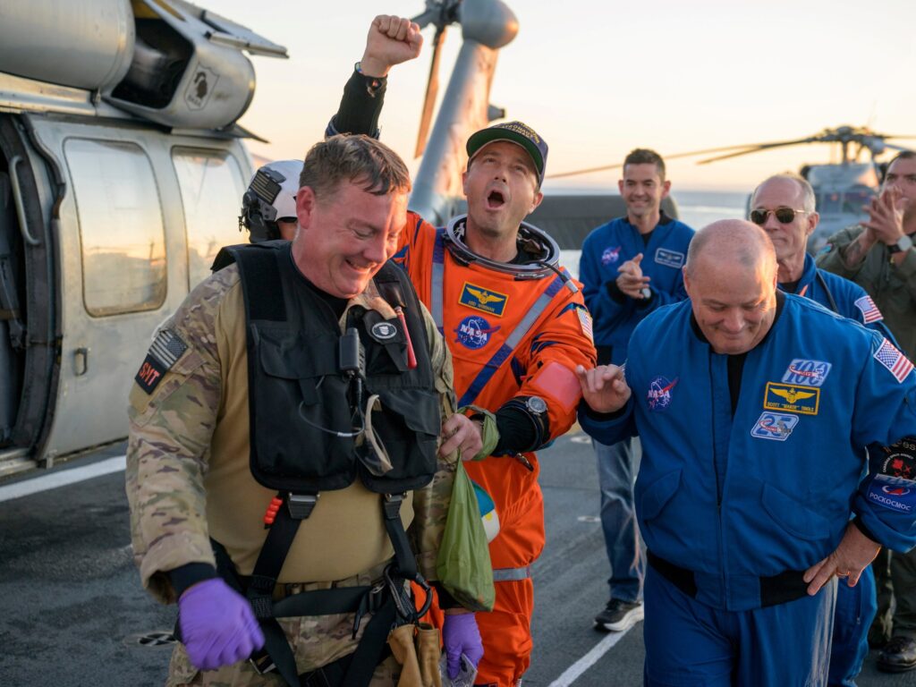 Artemis II: astronautas regresan tras viaje lunar 3 Artemis II: astronautas regresan tras viaje lunar