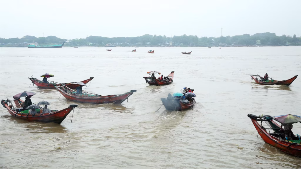 Naufragio en mar de Andamán deja 250 desaparecidos 1 Naufragio en mar de Andamán deja 250 desaparecidos