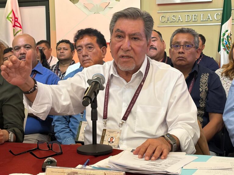 Amenazan huelga en Correos de México el 1 de mayo