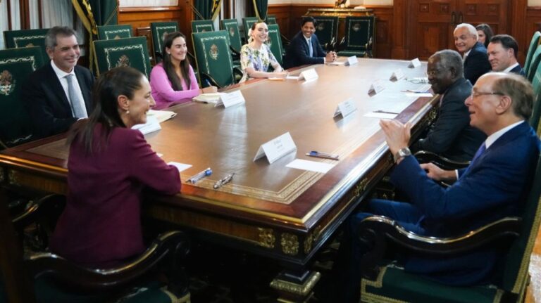 Sheinbaum: BlackRock mantiene interés en invertir en México