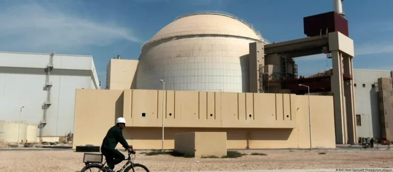 Rusia e Irán condenan ataques a planta de Bushehr