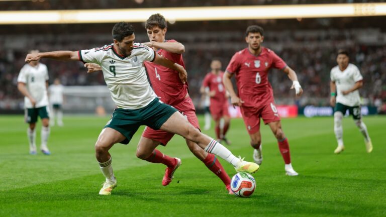 Azteca reabre con empate México-Portugal
