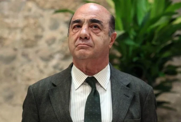 Murillo Karam es hospitalizado por derrame cerebral