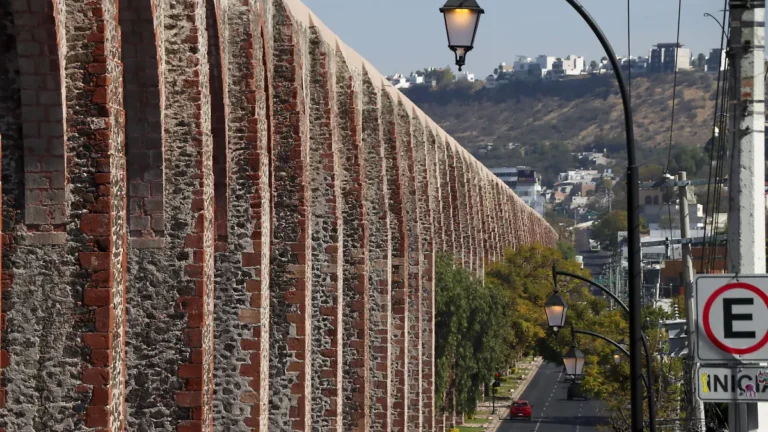 Querétaro: 300 años del acueducto y críticas por agua