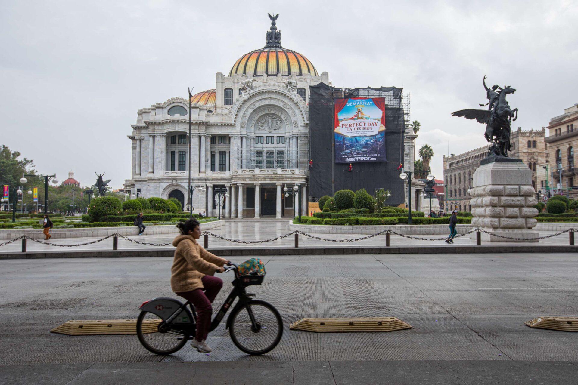 20 Greenpeace protesta contra proyecto turístico en Quintana Roo