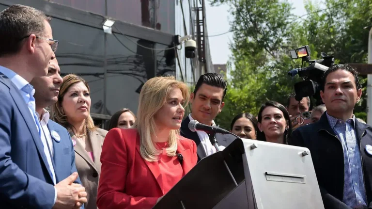 Maru Campos acusa intento de “fabricar un caso”