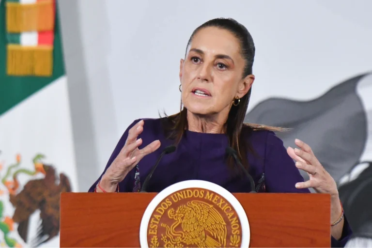 Sheinbaum condena agresión a flotilla humanitaria