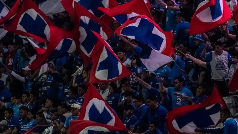 Fanki cancela boletos para Cruz Azul-Chivas