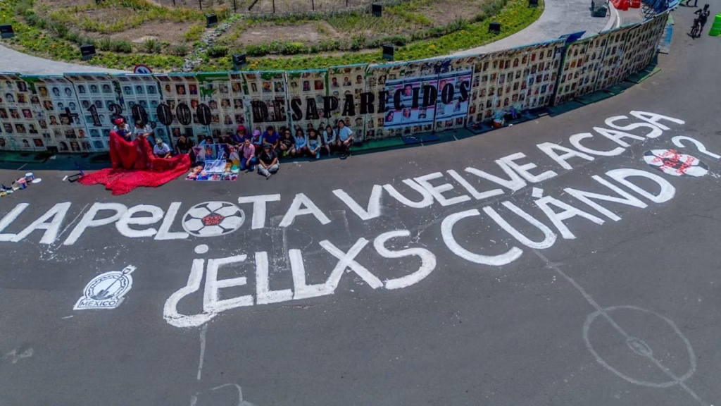 Madres de migrantes exigen justicia durante el Mundial 2 Madres de migrantes exigen justicia durante el Mundial