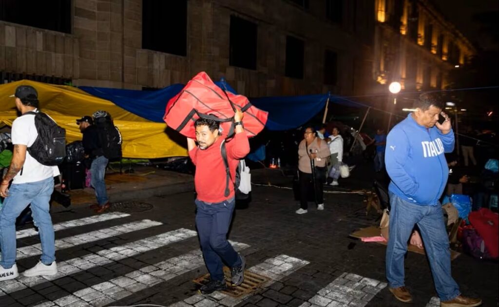 CNTE declara receso de su huelga tras 20 días de protestas 2 CNTE declara receso de su huelga tras 20 días de protestas
