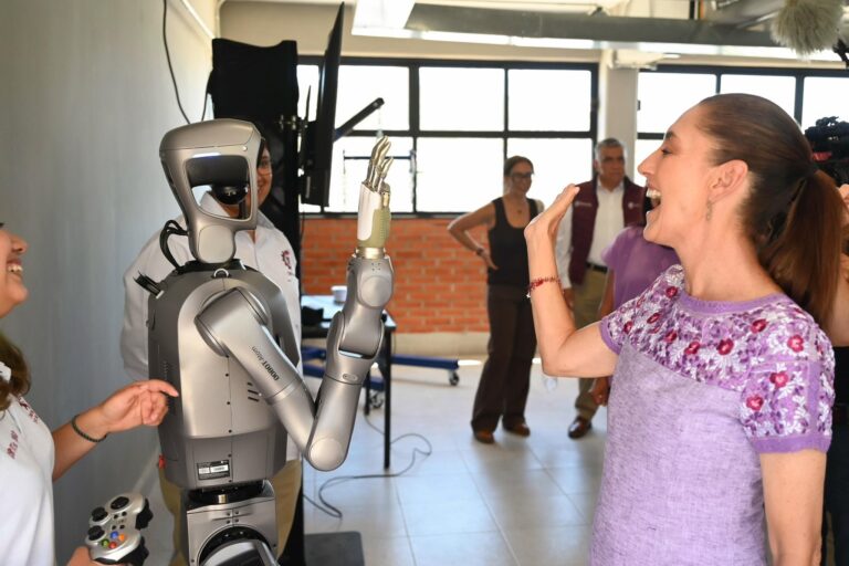 Sheinbaum inaugura CBTIS en Tijuana y destaca 200 mil nuevos espacios en preparatoria