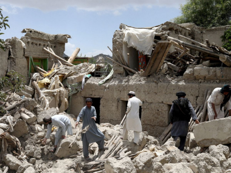 Sismo de magnitud 6.1 sacude Pakistán y Afganistán