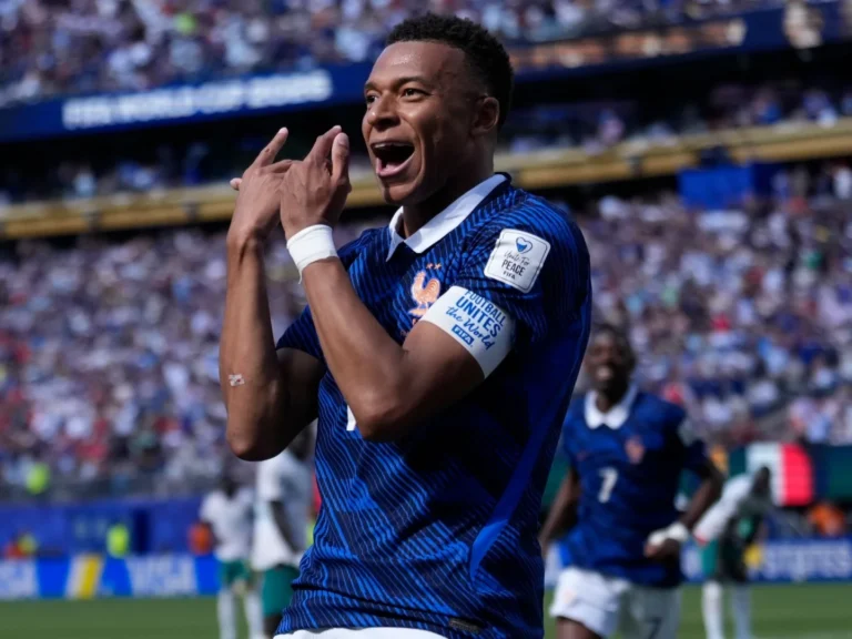Mbappé lidera triunfo de Francia sobre Senegal en Mundial 2026