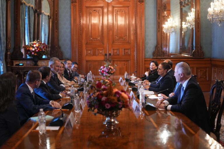 Sheinbaum recibe al rey Felipe VI en Palacio Nacional