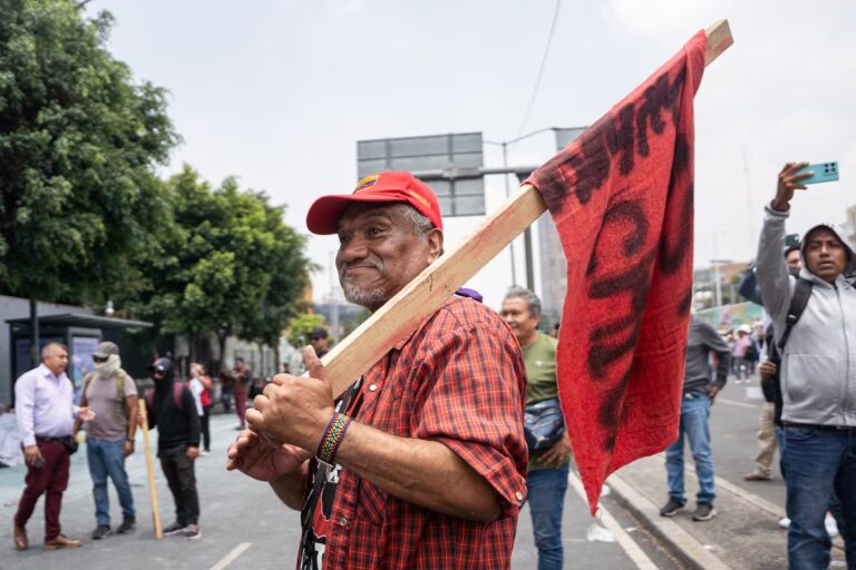 CNTE anuncia protestas en medios previo al Mundial 2026