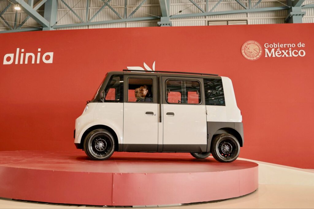 Presentan Olinia 1, el primer auto eléctrico mexicano 1 Presentan Olinia 1, el primer auto eléctrico mexicano
