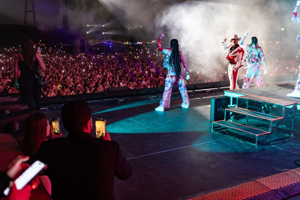 J Balvin y Kaká cierran Tour del Trofeo FIFA en Monterrey 1 J Balvin y Kaká cierran Tour del Trofeo FIFA en Monterrey