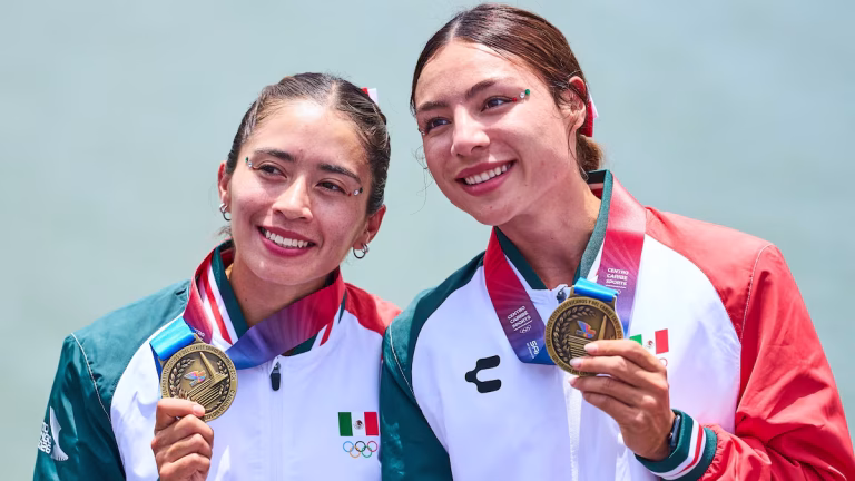 Melissa Márquez y Aylin Ibarra brillan con oro en remo