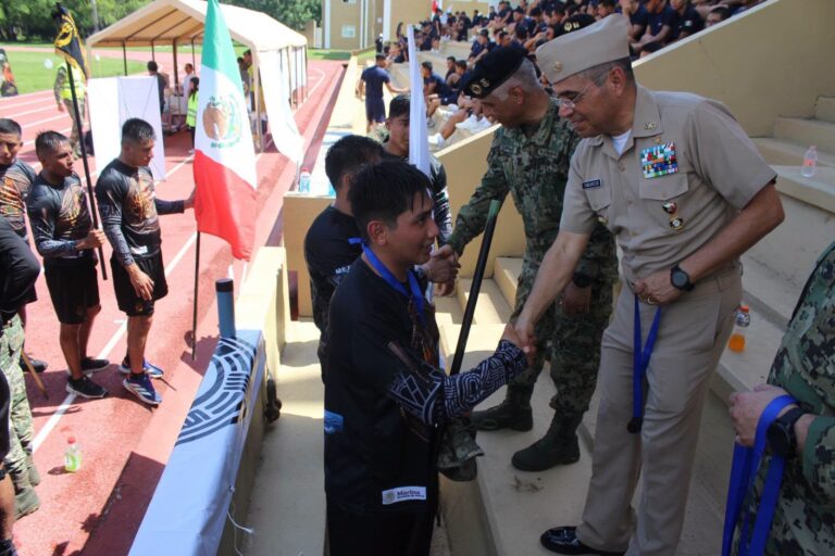 Semar conmemora 25 años de Fuerzas Especiales