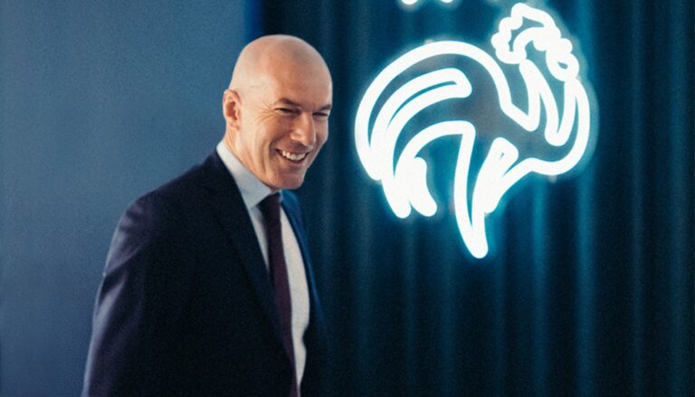 Zinedine Zidane es el nuevo técnico de Francia