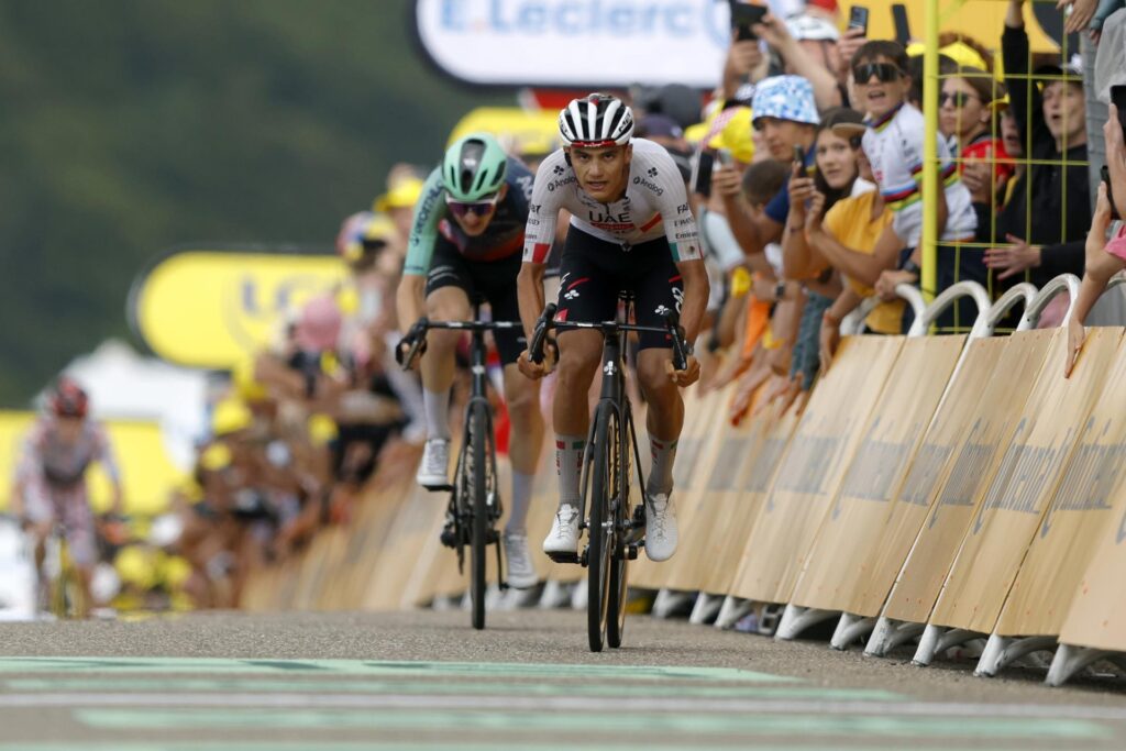 Isaac del Toro termina segundo y sube al séptimo lugar del Tour 1 Isaac del Toro termina segundo y sube al séptimo lugar del Tour