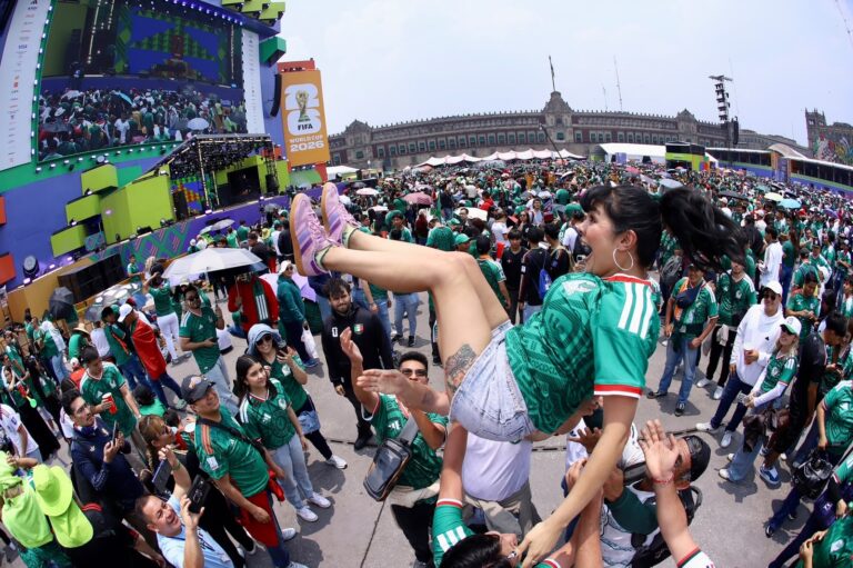 Fan Fest del Zócalo y Ángel alcanzan el lleno total
