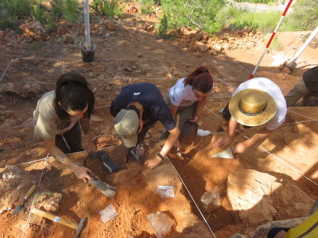 Hallan cráneo de 200 mil años en yacimiento de Ruidera 2 Hallan cráneo de 200 mil años en yacimiento de Ruidera