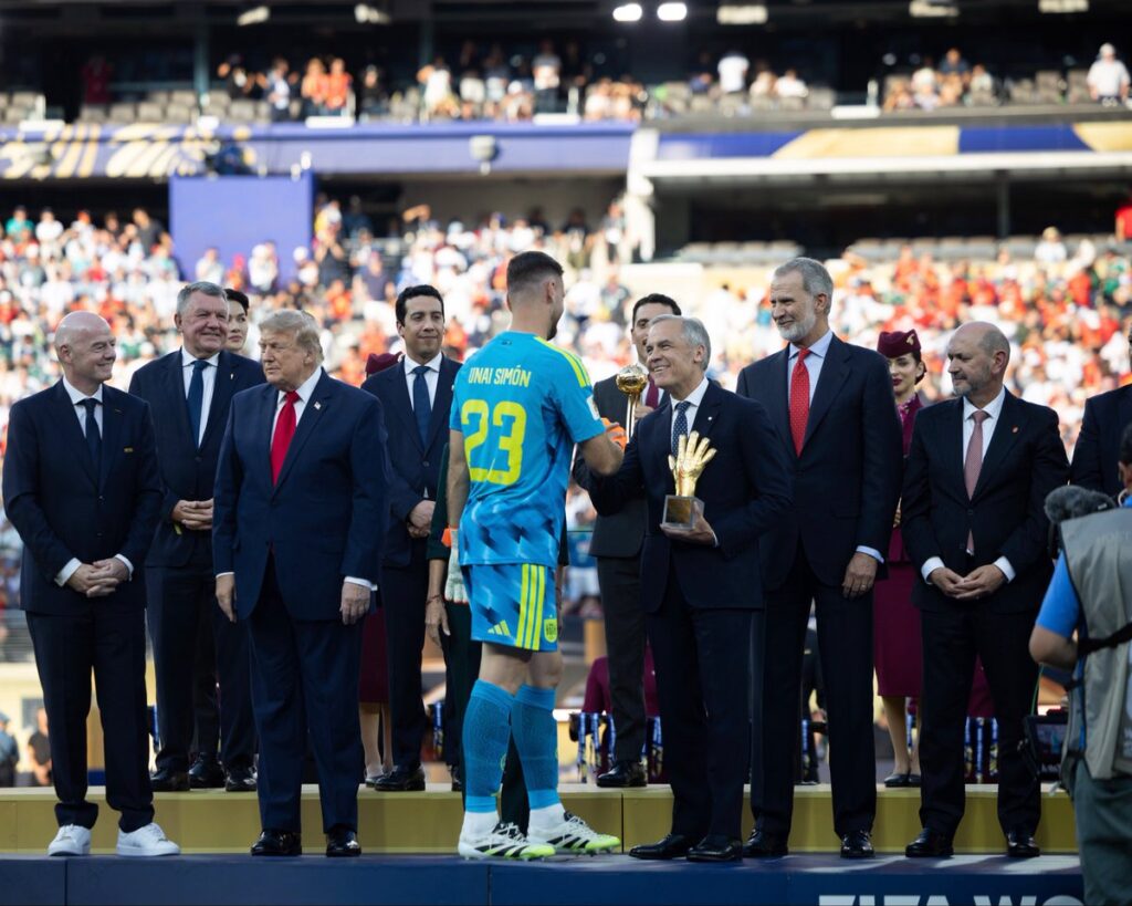 Sheinbaum entrega el Balón de Oro a Rodri en el Mundial 2026 1 Sheinbaum entrega el Balón de Oro a Rodri en el Mundial 2026