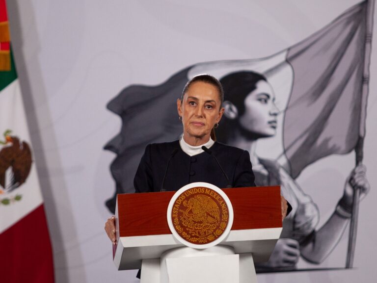 Sheinbaum propone renunciar a otra nacionalidad para gobernar