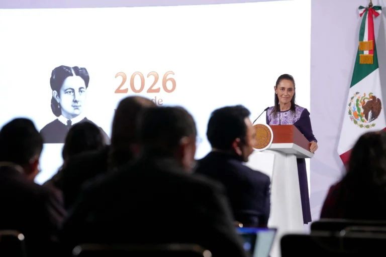 Sheinbaum destaca cooperación con EU y critica a la DEA