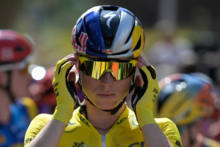 Demi Vollering gana el Tour; Romina Hinojosa termina 113