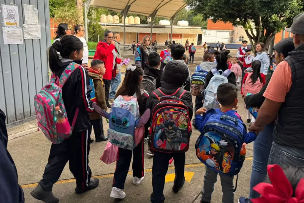 Regreso a clases 23.3 millones de alumnos en México 2 Regreso a clases 23.3 millones de alumnos en México