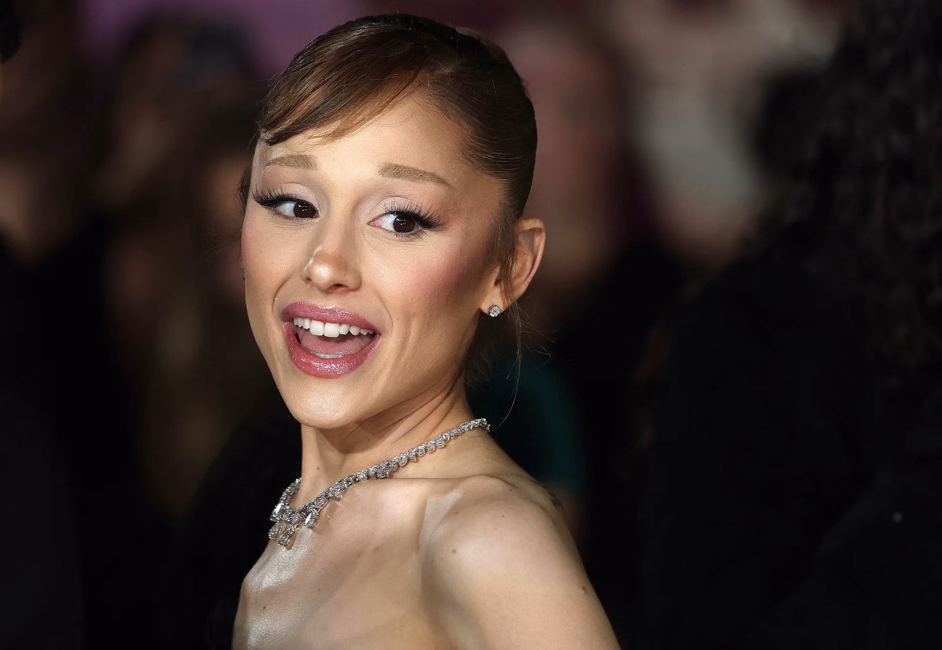 2 Ariana Grande critica a Trump por usar su música