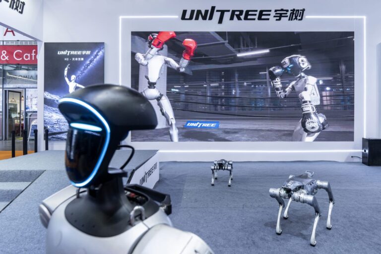 Robots humanoides en China avanzan de las demostraciones al trabajo real