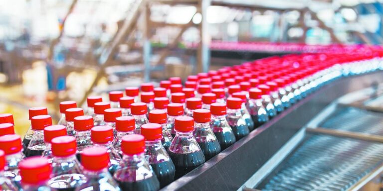 Sheinbaum: siguen vigentes los etiquetados en alimentos
