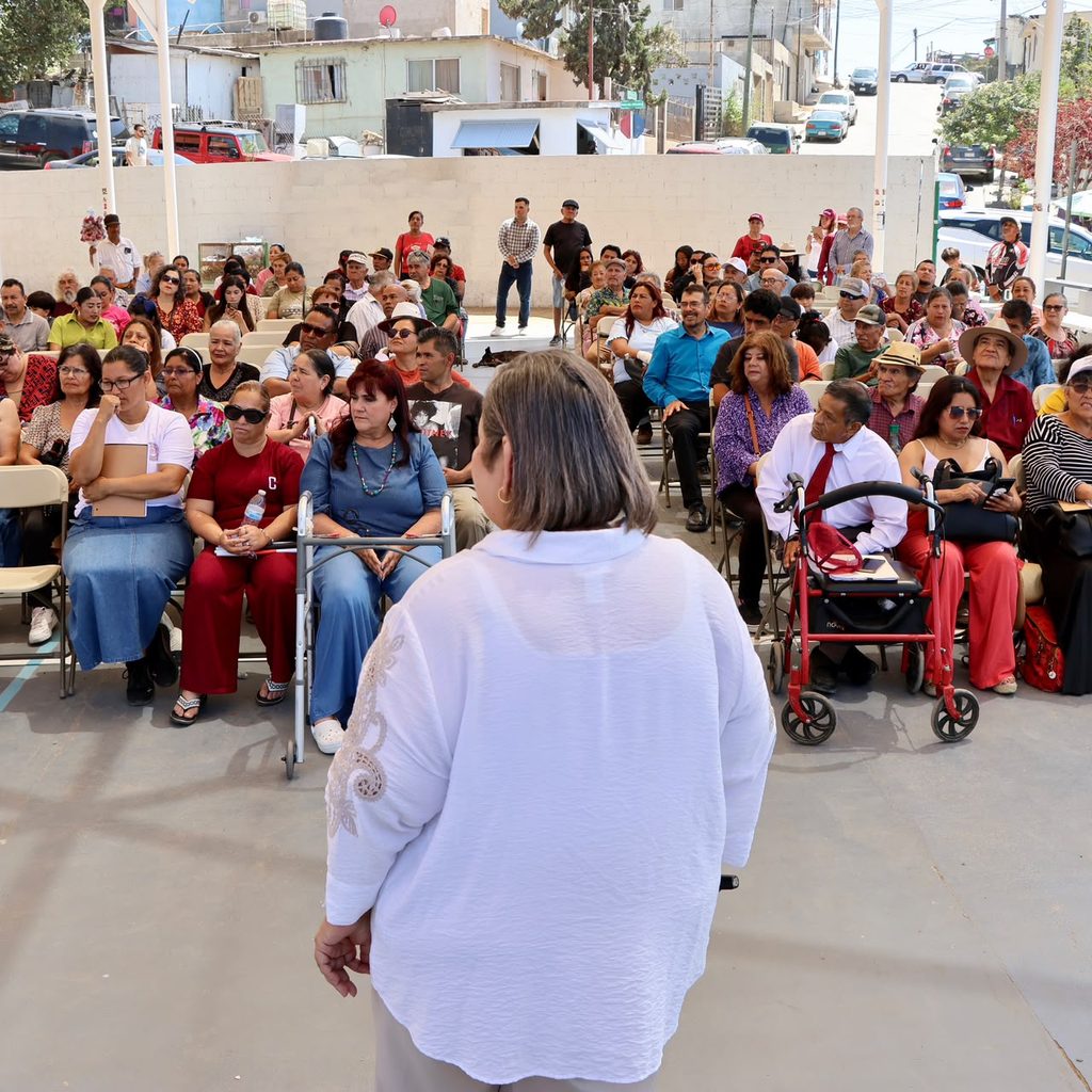 Eva Moreno llama a elegir perfiles “intachables” en Morena 2 Eva Moreno llama a elegir perfiles “intachables” en Morena
