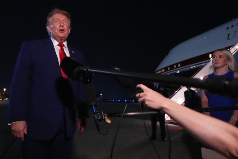 Trump dejó Air Force One por amenaza de Irán