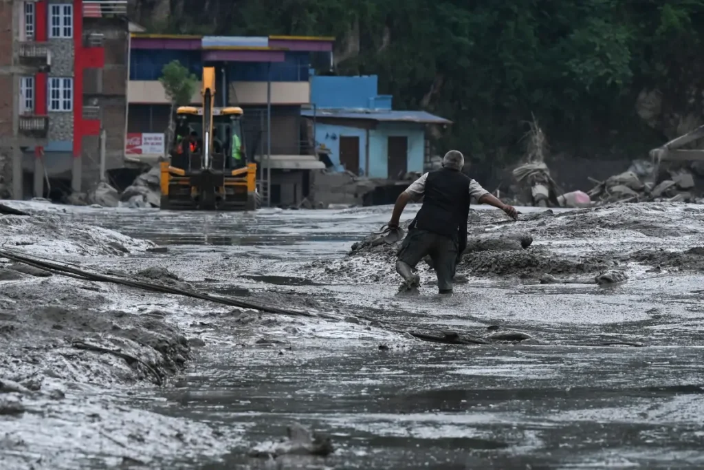 Nepal, en alerta máxima ante riesgo de nuevas riadas 2 Nepal, en alerta máxima ante riesgo de nuevas riadas