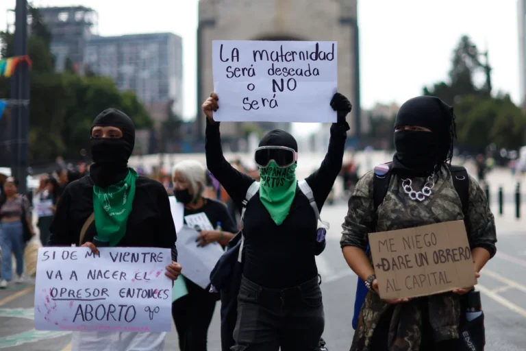Aborto legal en México enfrenta retos pese a avances