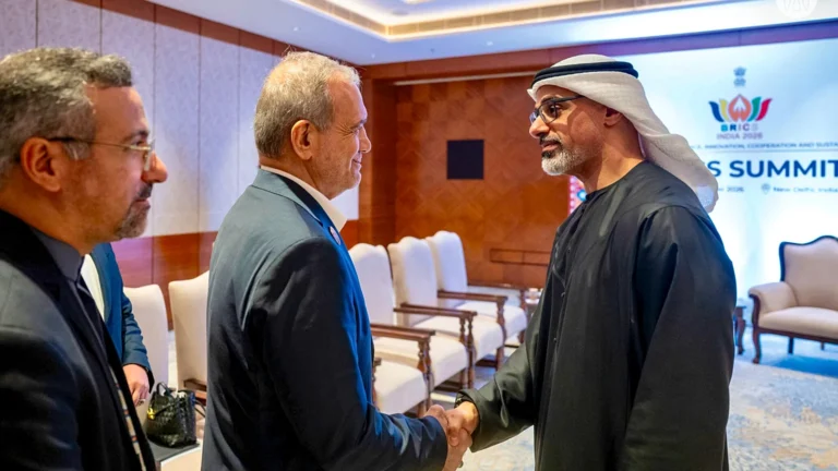 Irán y Emiratos buscan acuerdos dentro de BRICS