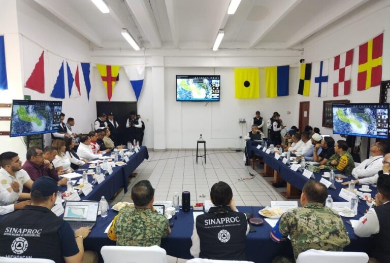 Huracán Polo baja a categoría 4; Semar refuerza operativo