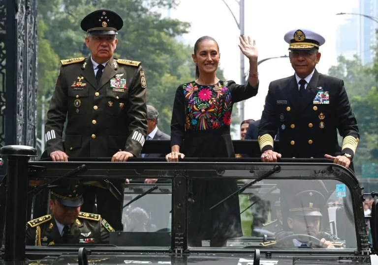 Sheinbaum encabeza ceremonia por los Niños Héroes