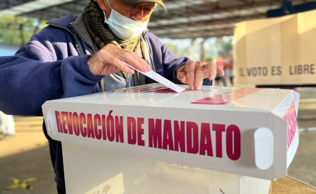 INE cambia otra vez de color: ahora será gris 2 INE cambia otra vez de color: ahora será gris