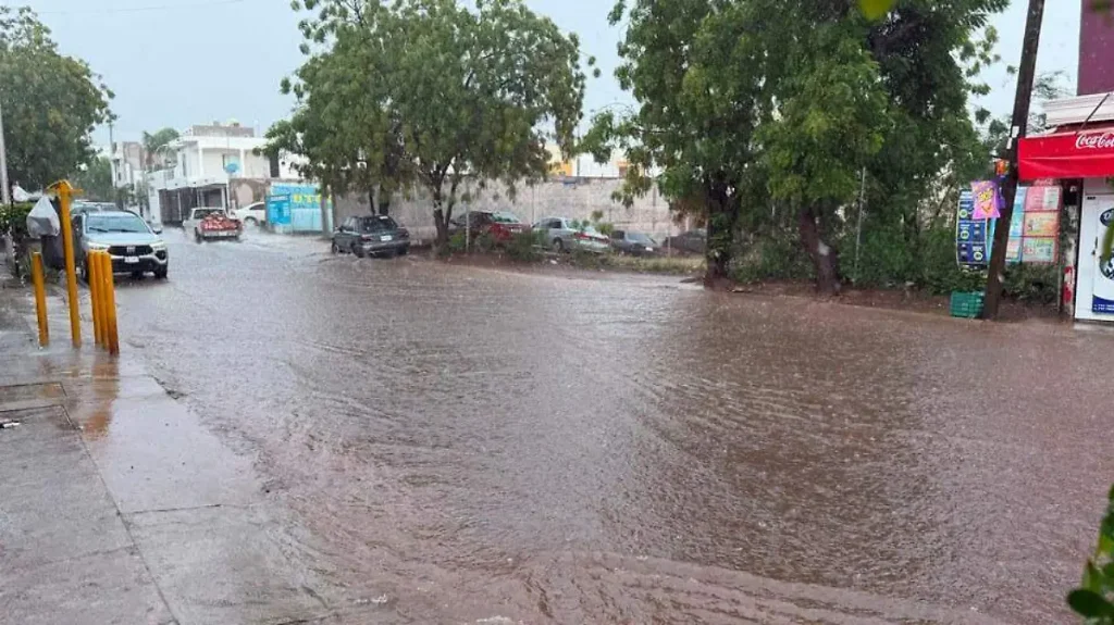Suspenden clases vespertinas por lluvias en cinco municipios de Sinaloa 1 Suspenden clases vespertinas por lluvias en cinco municipios de Sinaloa